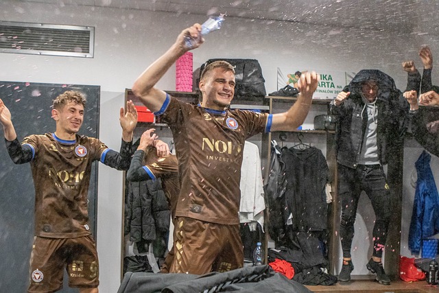 陣容設置而 陣容設置而