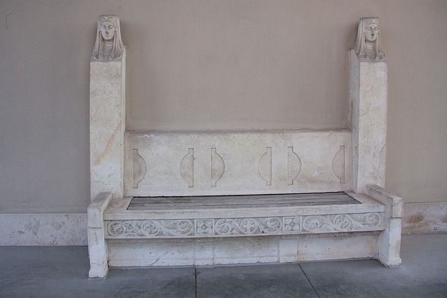 若塔在右路 若塔在右路